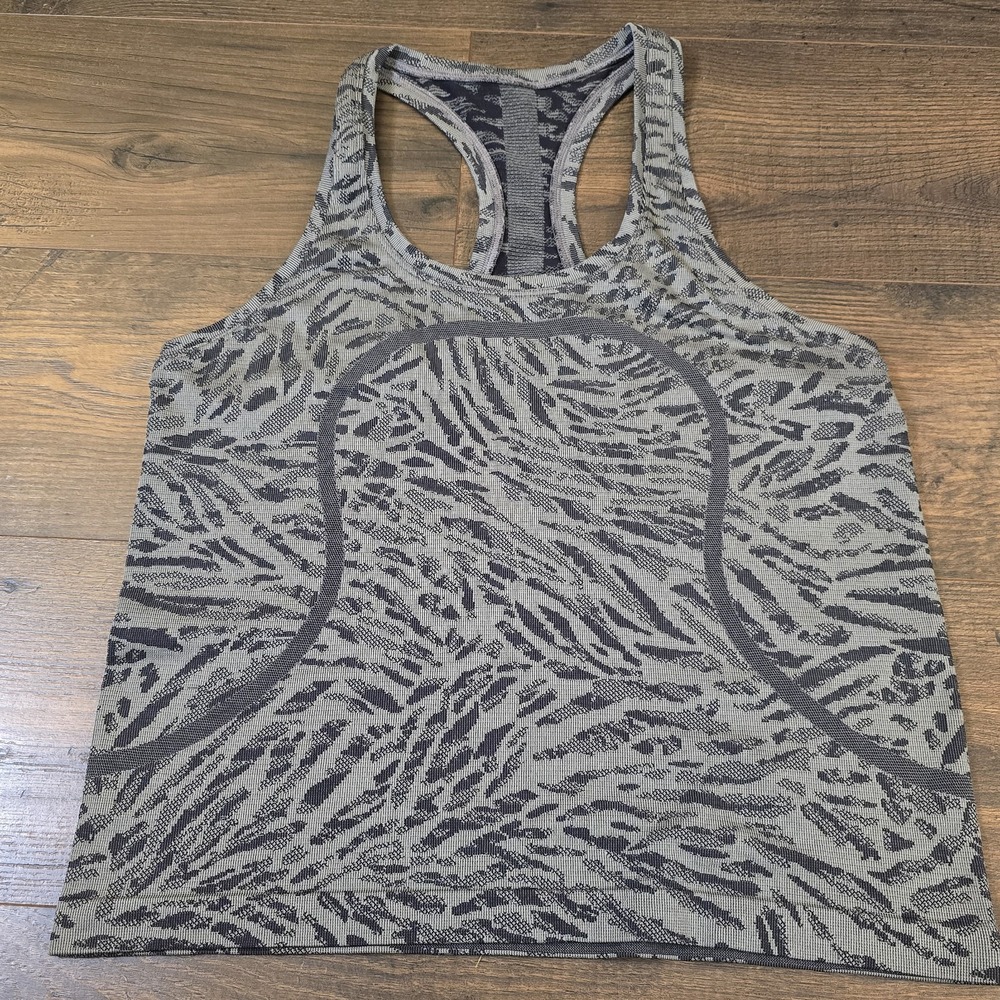 Lululemon Swiftly Tech Racerback 2.0 Race Size 10 Grey